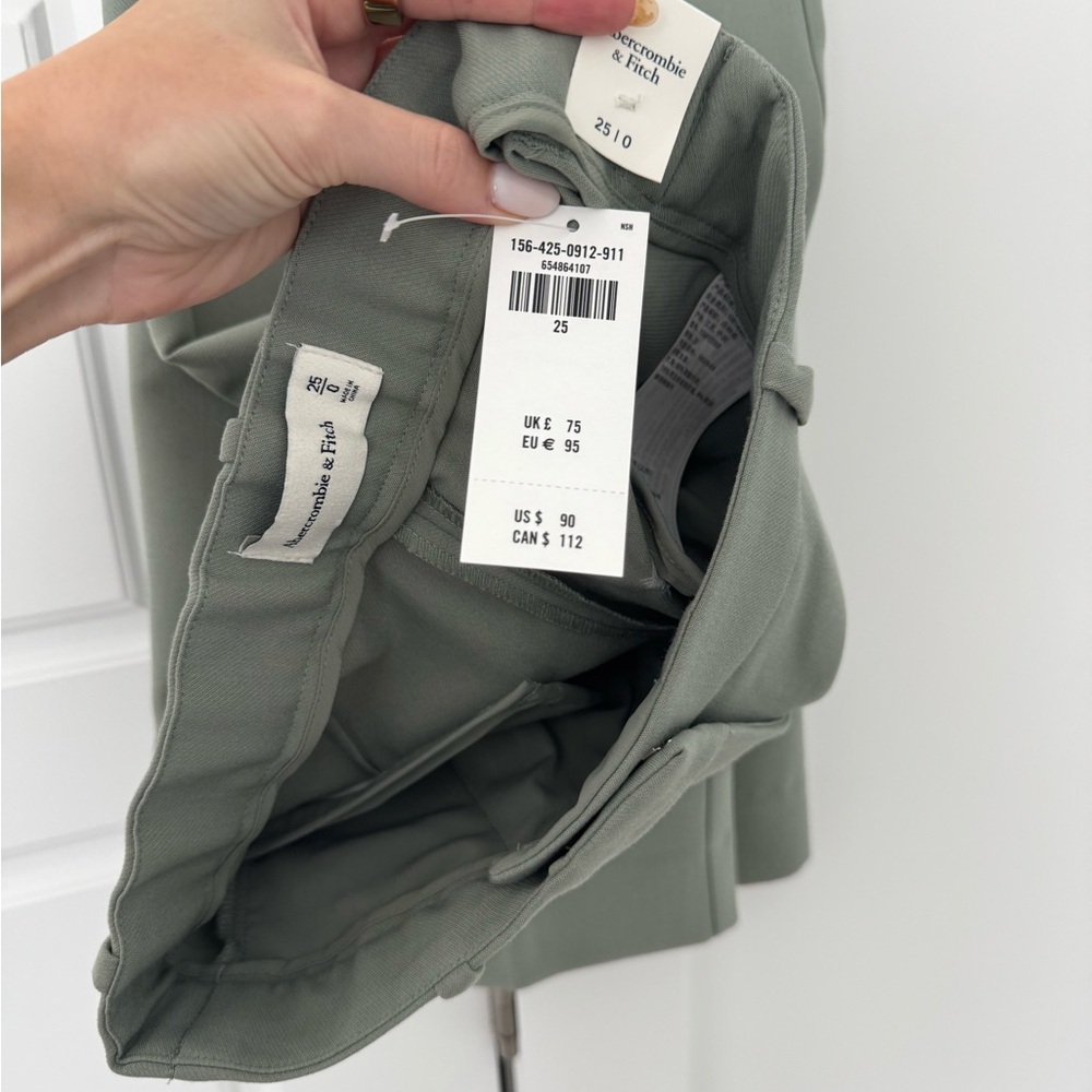 NWT Abercrombie & Fitch Sage Green Pants - Picture 3 of 5